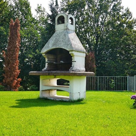 Landhaus Am See Von Robertville ウェーム エクステリア 写真